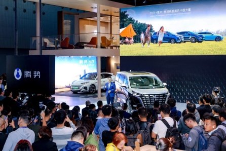 腾势汽车全矩阵齐聚2023广州车展，展现中国汽车新豪华品牌价值新高度